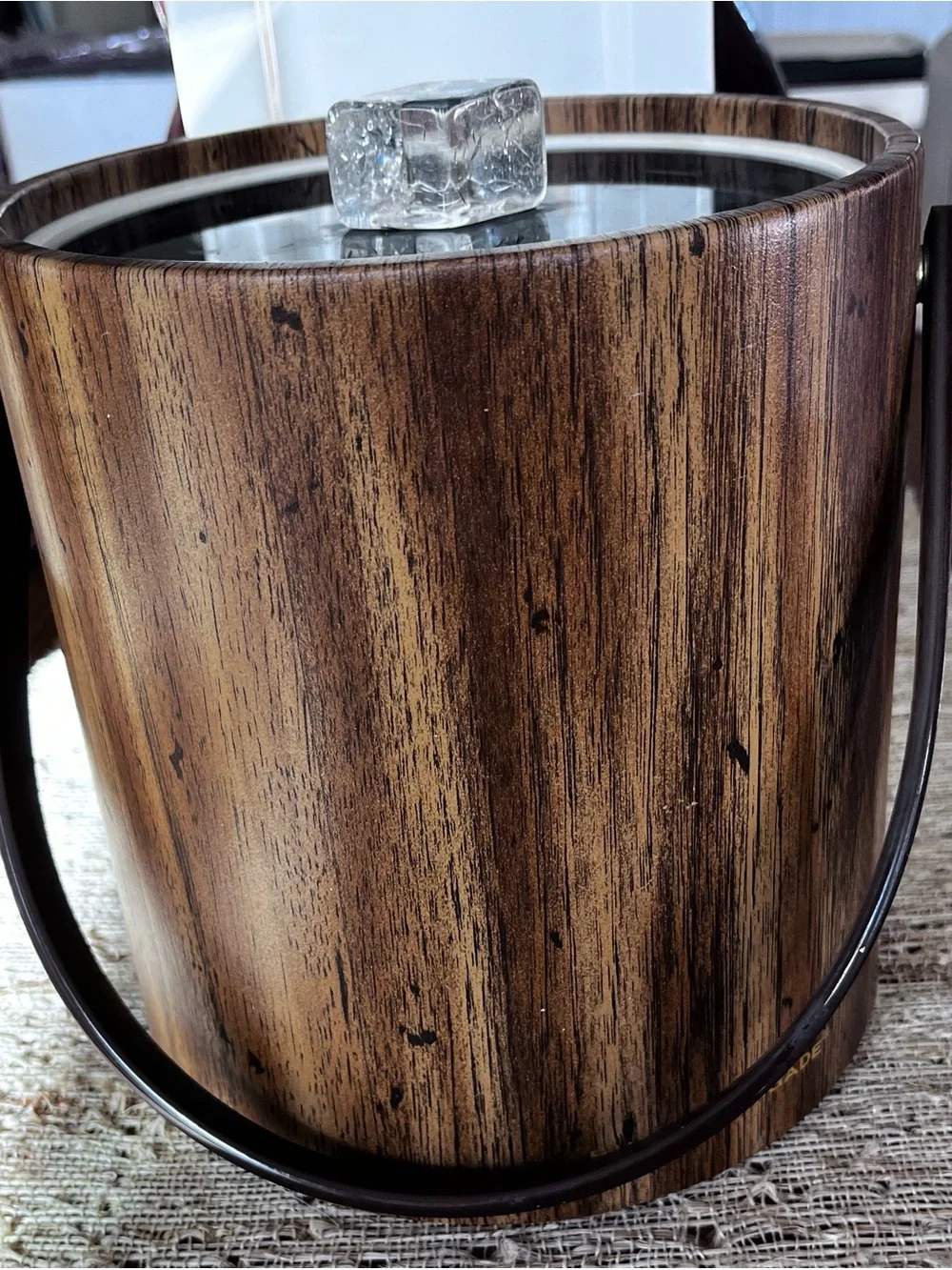 Vintage Morgan Designs Bucket Brigade Woodgrain Ice Bucket with Black Handle